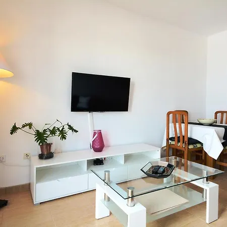 Apartamento Dorada Center Close To The Playa Blanca (Lanzarote)